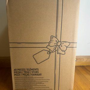 Disney Junior Minnie Mouse Sweets & Treats Ice Cream Cart with Sounds, 40 pieces